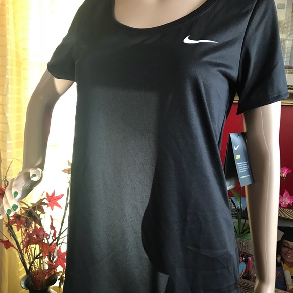 🌺WOMENS DRI-FIT FABRICS SPORTS TOP BY NIKE🌺 - Picture 3 of 7